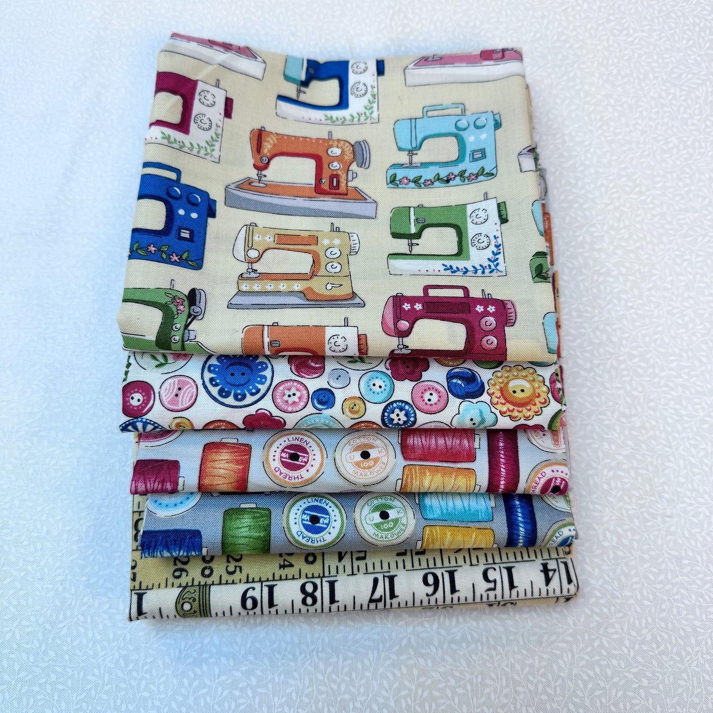 Five Piece Fat Quarter Cotton Fabric Bundles - Choice of Design