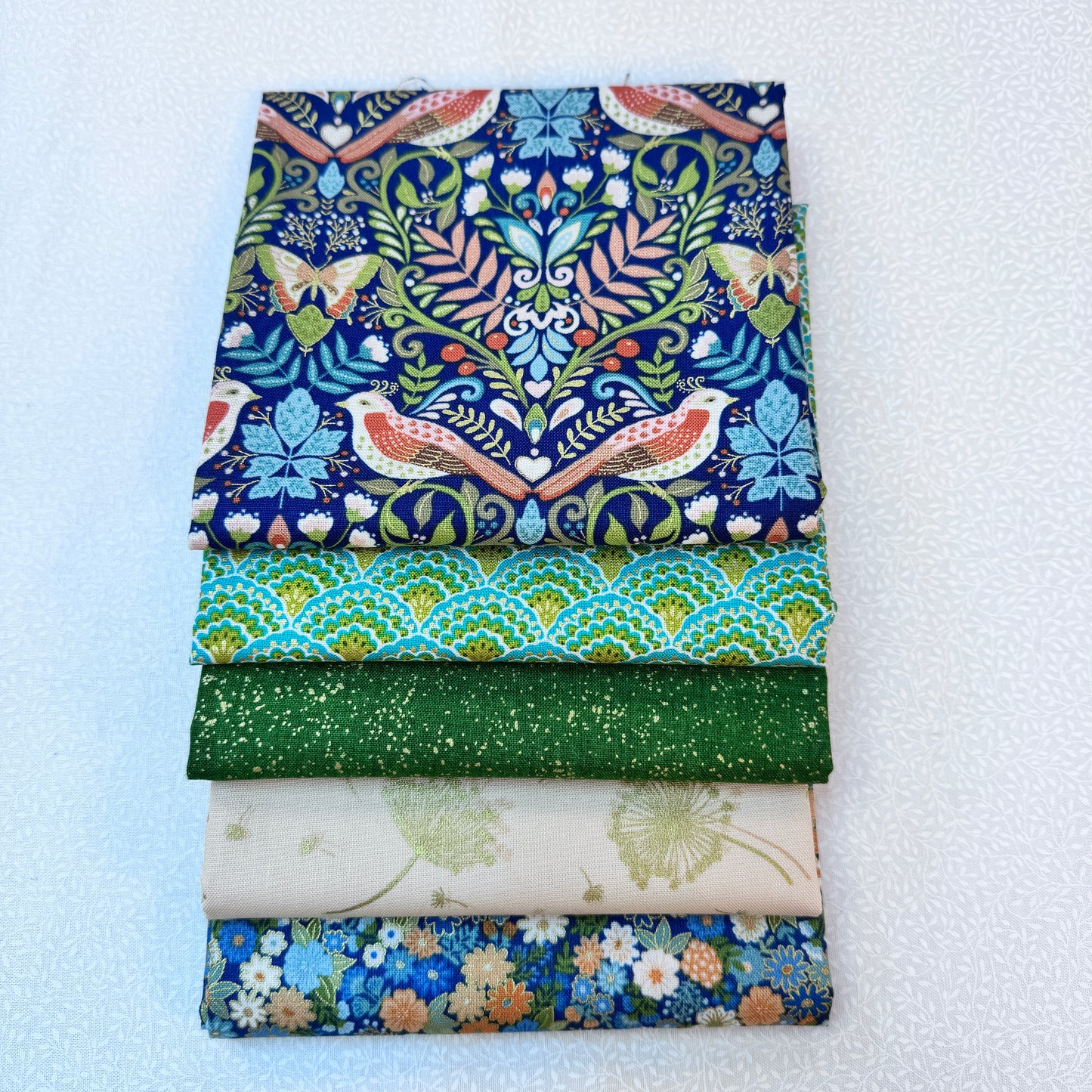 Various 5 Piece Fat Quarter Bundles - Choice of Design