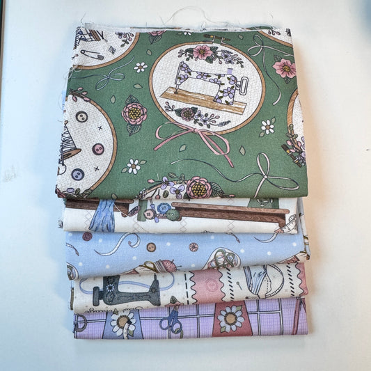 Various 5 Piece Fat Quarter Bundles - Choice of Design