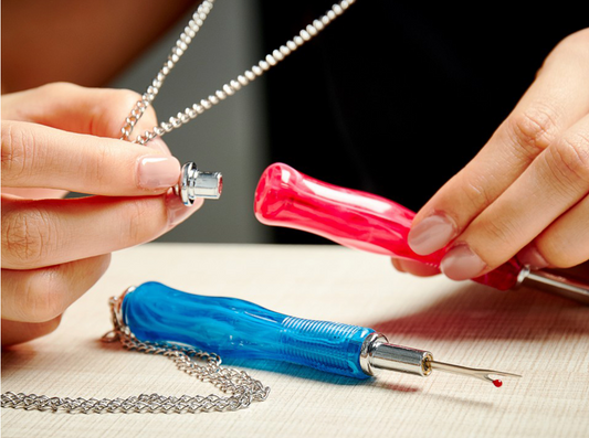 Hemline Magnetic Seam Ripper on Necklace - Choice of Colour